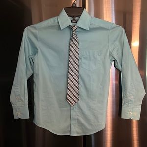 Boys Chaps light blue button down dress shirt with clip on tie